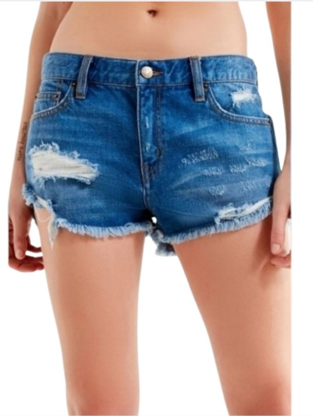 BDG UO Blue Boyfriend Low-rise Distressed Jeans Shorts Women's Size 28